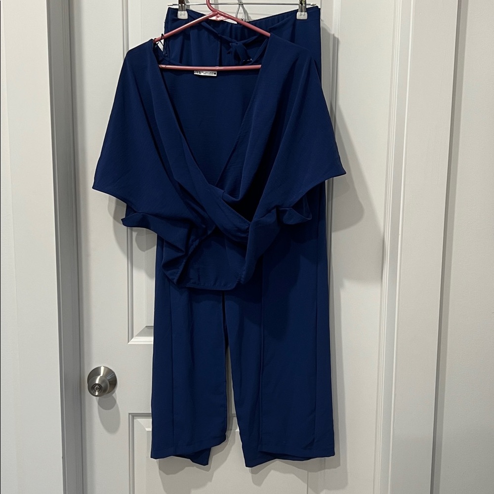 Zara Flowy Blue Set Size L